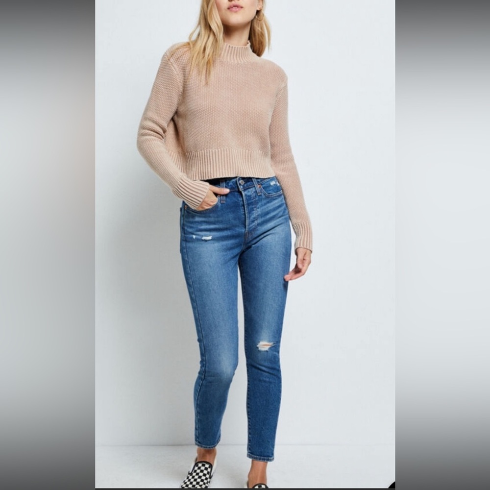 Levi’s Wedgie Skinny Ankle Jean
